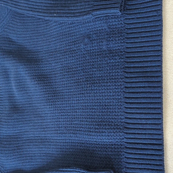 Men's 100% wool button down sweater by Saks fifth avenue! - Picture 6 of 7